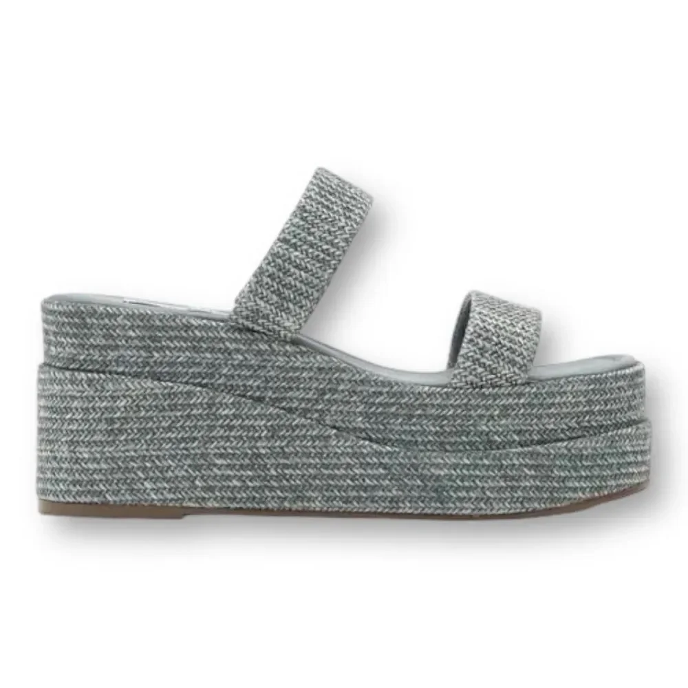 STEVE MADDEN Women’s Merrcer Platform Slide Sandals in the Size 9 in Blue Raffia
